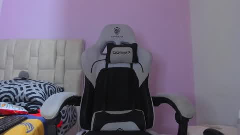 mikebradley15 online show from 01-08-26, 07:27