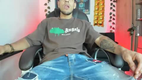 mikee_scooth online show from 12-24-24, 04:11