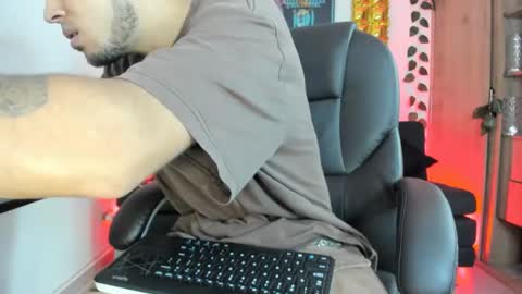 mikee_scooth online show from 12-27-24, 09:43