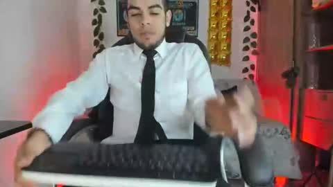 mikee_scooth online show from 01-11-25, 11:12