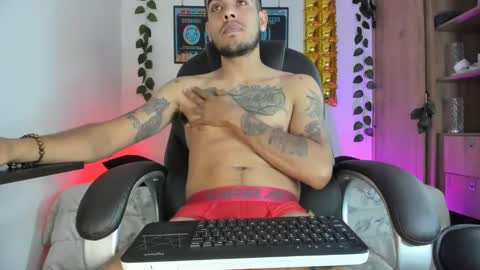 mikee_scooth online show from 01-31-25, 12:17