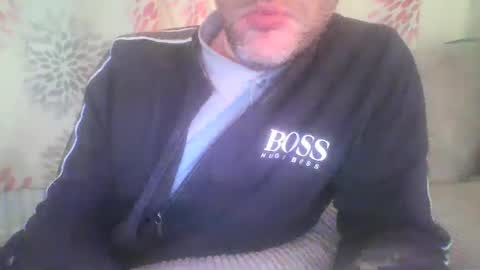 Snapshot of mikehockishuge9 chatting on 01-20-25, 09:43 mikehockishuge9 online show from 01-20-25, 09:43