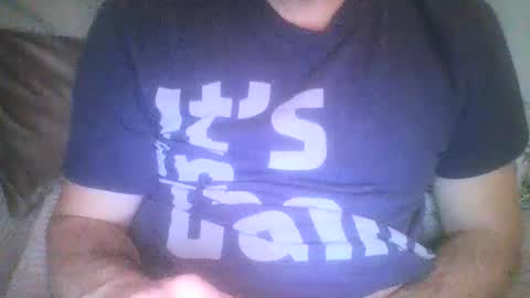 Snapshot of mikehockishuge9 chatting on 09-23-25, 09:18 mikehockishuge9 online show from 09-23-25, 09:18