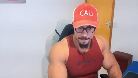 Snapshot of mikehotk chatting on 06-19-26, 09:35 mikehotk online show from 06-19-26, 09:35