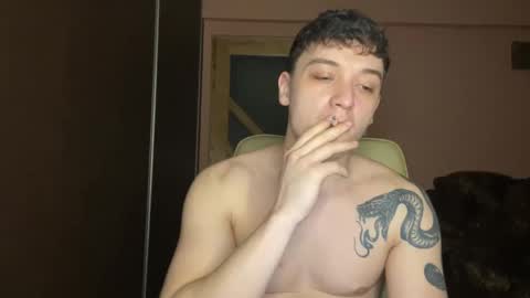 Snapshot of mikelaur chatting on 03-11-25, 07:47 MikeLaur online show from 03-11-25, 07:47