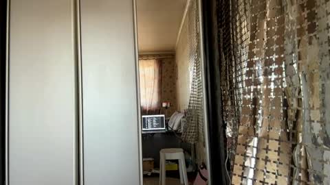 Mila online show from 04-21-26, 07:25