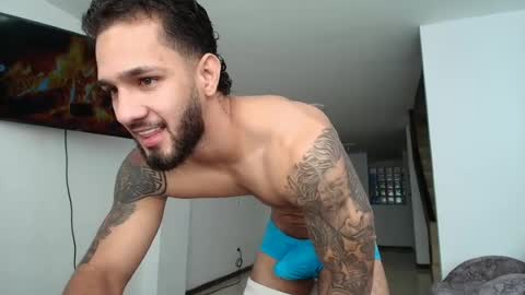 Snapshot of mikethomson01 chatting on 07-14-26, 02:45 Mike online show from 07-14-26, 02:45