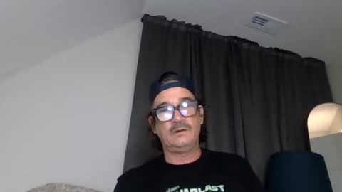 Snapshot of miketracy69 chatting on 09-14-25, 02:11 Horny Potter online show from 09-14-25, 02:11