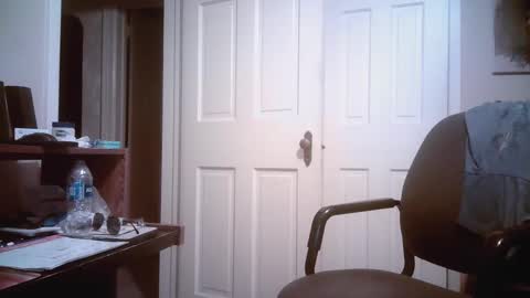 Snapshot of mikewulds chatting on 02-09-25, 02:38 Mike online show from 02-09-25, 02:38