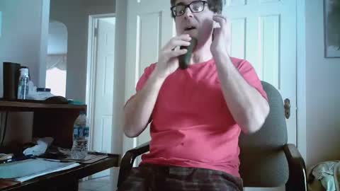 Snapshot of mikewulds chatting on 03-02-25, 01:27 Mike online show from 03-02-25, 01:27