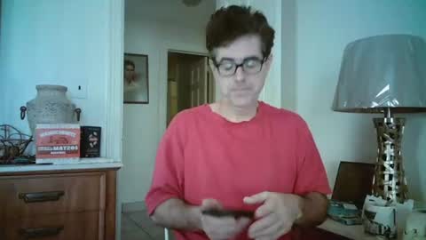 Snapshot of mikewulds chatting on 07-05-26, 01:40 Mike online show from 07-05-26, 01:40