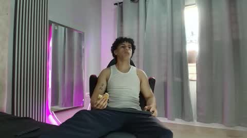 mikey_banji online show from 10-07-25, 12:35