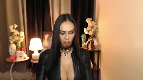 Mistress MikeyAlawi online show from 01-30-25, 02:36