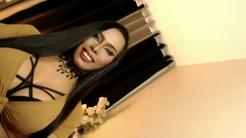 Mistress MikeyAlawi online show from 02-24-25, 03:33