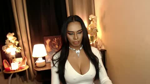 Mistress MikeyAlawi online show from 03-10-25, 08:37