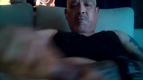 mikeyballer52 online show from 12-08-24, 04:28