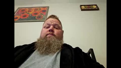 Mikeybanks50 online show from 12-04-25, 06:49