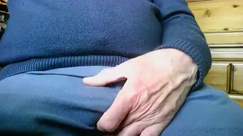 mikeybed online show from 04-10-26, 11:37