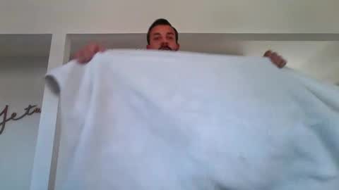 Snapshot of mikeydiesel55 chatting on 10-05-25, 06:06 mikeydiesel55 online show from 10-05-25, 06:06