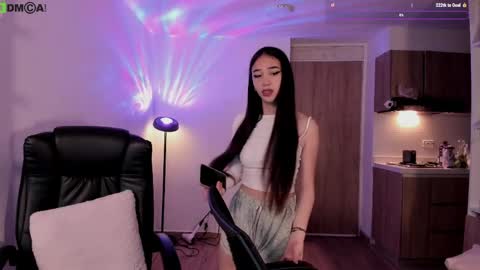 VIOLETAMIKE online show from 05-19-26, 09:59