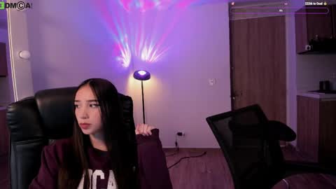 VIOLETAMIKE online show from 05-24-26, 08:30
