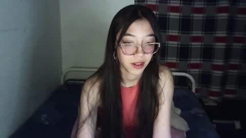 Mikhaela online show from 11-19-25, 06:02