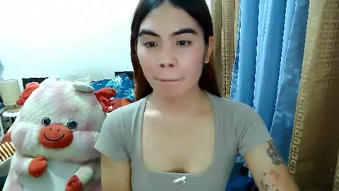 Snapshot of mikhayla_and_zeus_room chatting on 07-26-26, 05:48 Mikhayla and Zeus online show from 07-26-26, 05:48