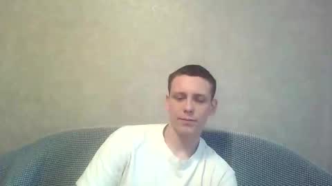 Snapshot of mikimaus0101 chatting on 05-29-26, 01:20 Michael online show from 05-29-26, 01:20