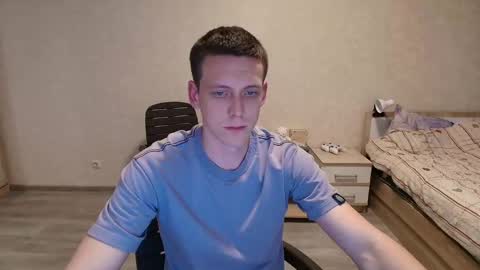 Snapshot of mikimaus0101 chatting on 05-31-26, 06:09 Michael online show from 05-31-26, 06:09