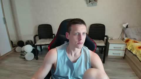 Snapshot of mikimaus0101 chatting on 06-24-26, 12:09 Michael online show from 06-24-26, 12:09