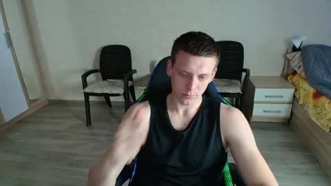 Snapshot of mikimaus0101 chatting on 06-30-26, 11:22 Michael online show from 06-30-26, 11:22