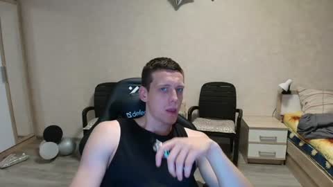 Snapshot of mikimaus0101 chatting on 07-01-26, 10:31 Michael online show from 07-01-26, 10:31