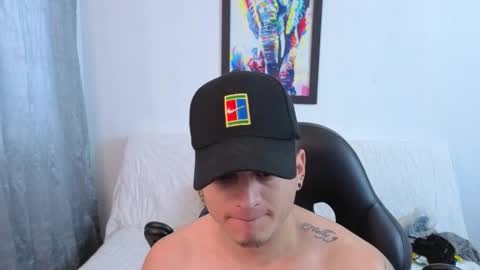 MIKKE online show from 11-15-25, 01:51