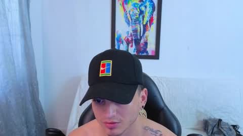 MIKKE online show from 11-17-25, 02:23