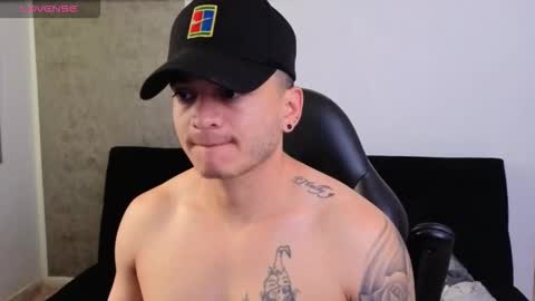 MIKKE online show from 03-11-26, 02:56