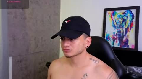 Snapshot of mikke_love chatting on 07-09-26, 02:21 MIKKE online show from 07-09-26, 02:21