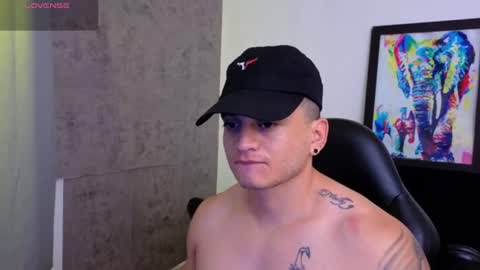 Snapshot of mikke_love chatting on 07-16-26, 03:40 MIKKE online show from 07-16-26, 03:40