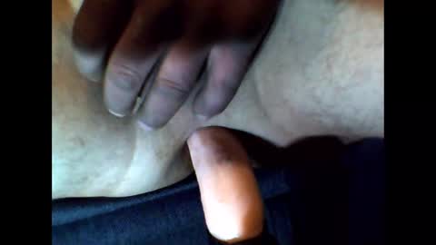 Snapshot of mikkkiz chatting on 01-03-25, 01:03 Bescior online show from 01-03-25, 01:03