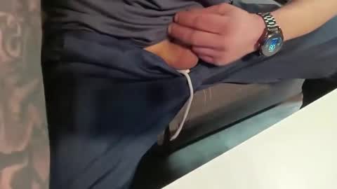 Snapshot of mikkkiz chatting on 03-02-25, 07:21 Bescior online show from 03-02-25, 07:21