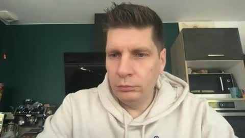 miklp8463 online show from 02-24-26, 08:34