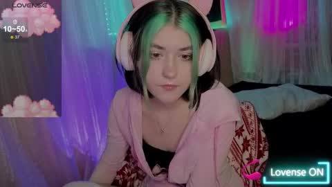 Miko online show from 12-20-25, 12:29