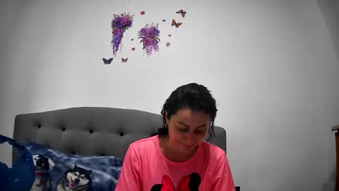Snapshot of mikyloveu chatting on 06-08-26, 04:29 Mikyloveu online show from 06-08-26, 04:29