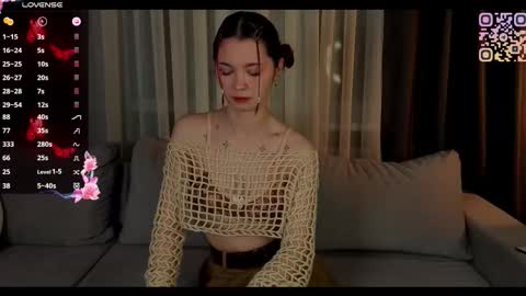 Snapshot of mil_kiss chatting on 11-12-25, 08:52 Milkiss online show from 11-12-25, 08:52