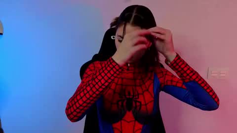 Snapshot of mil_kiss chatting on 12-05-25, 04:36 Milkiss online show from 12-05-25, 04:36