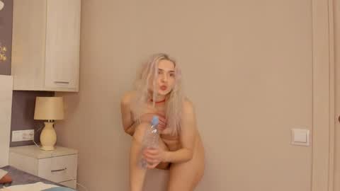 mila_demure online show from 02-19-25, 02:44