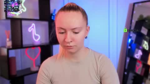 mila_glow online show from 03-06-26, 06:21