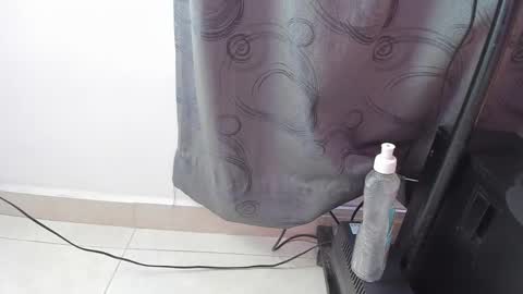 mila_grace_ online show from 01-14-26, 06:46