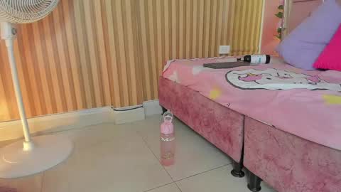 Snapshot of mila_grace_ chatting on 05-12-26, 06:38 mila_grace_ online show from 05-12-26, 06:38