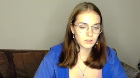 mila_keyy online show from 09-15-25, 09:04