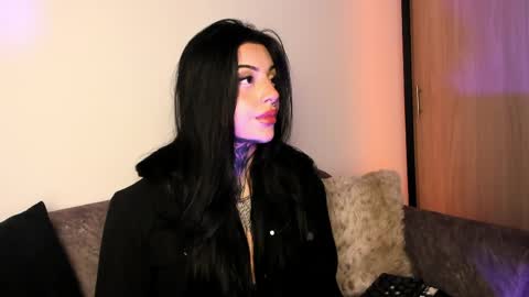     online show from 04-01-26, 01:39